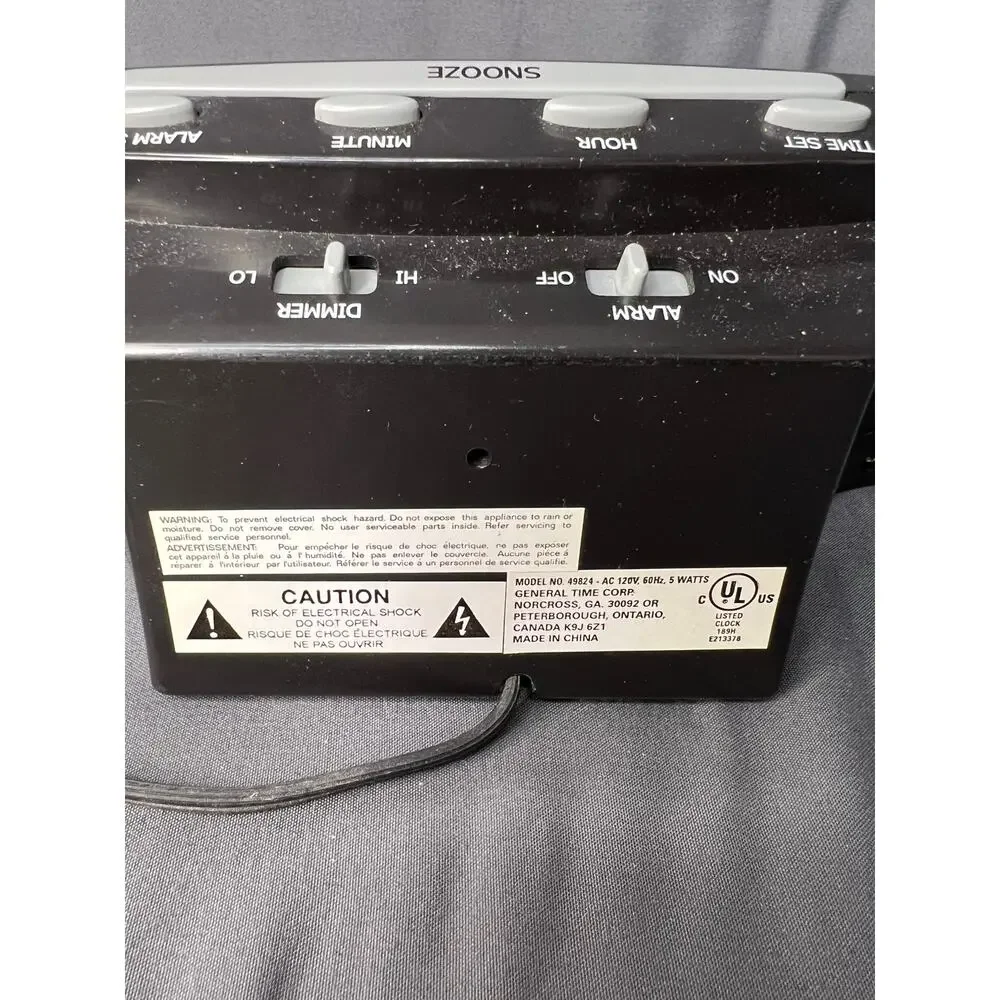 Westclox Large Display Dimmable Alarm Clock Model 49824
